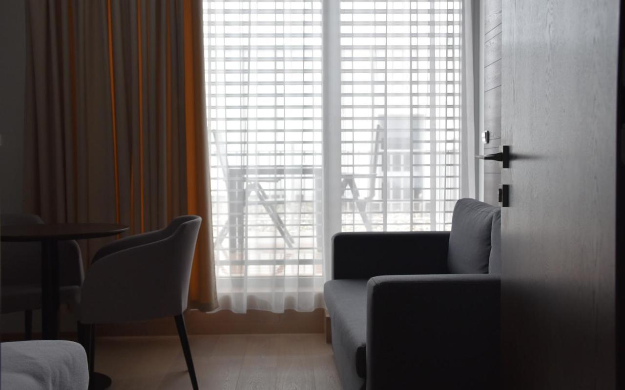 Hotel Harmony Medical & Wellness-Free Parking, 1,8Km From The Center Kromeriz Exterior photo
