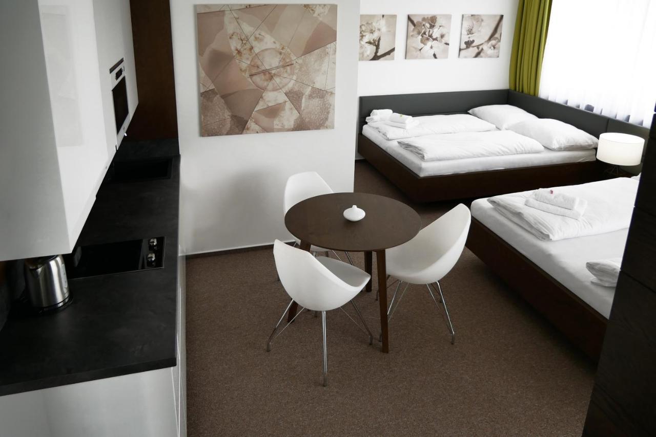 Hotel Harmony Medical & Wellness-Free Parking, 1,8Km From The Center Kromeriz Exterior photo