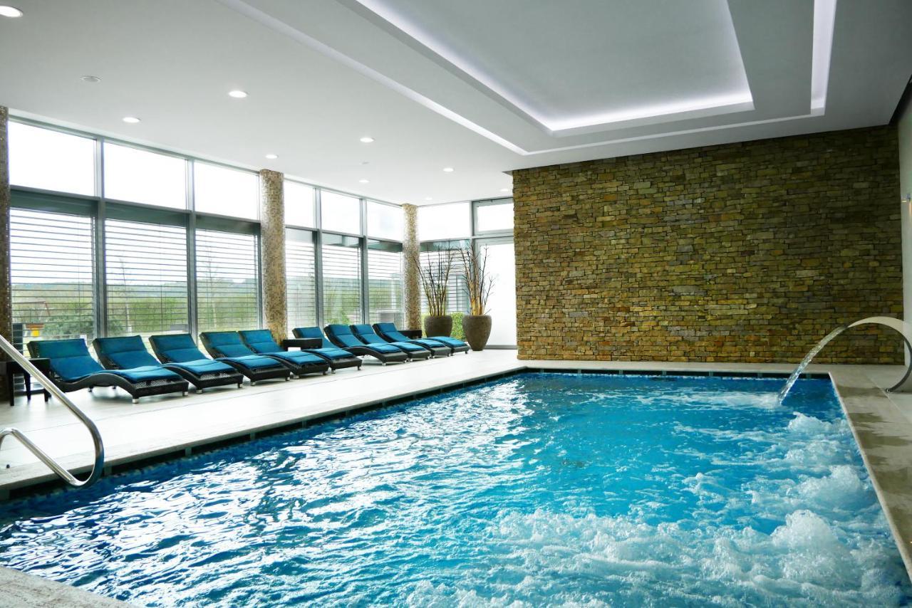 Hotel Harmony Medical & Wellness-Free Parking, 1,8Km From The Center Kromeriz Exterior photo
