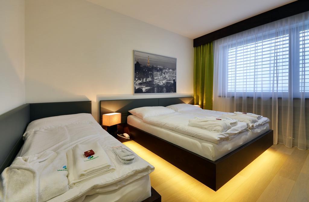 Hotel Harmony Medical & Wellness-Free Parking, 1,8Km From The Center Kromeriz Room photo
